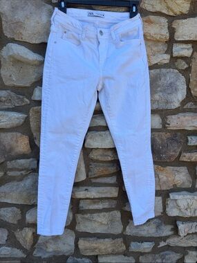 Zara Slim White Skinny Jeans size 6